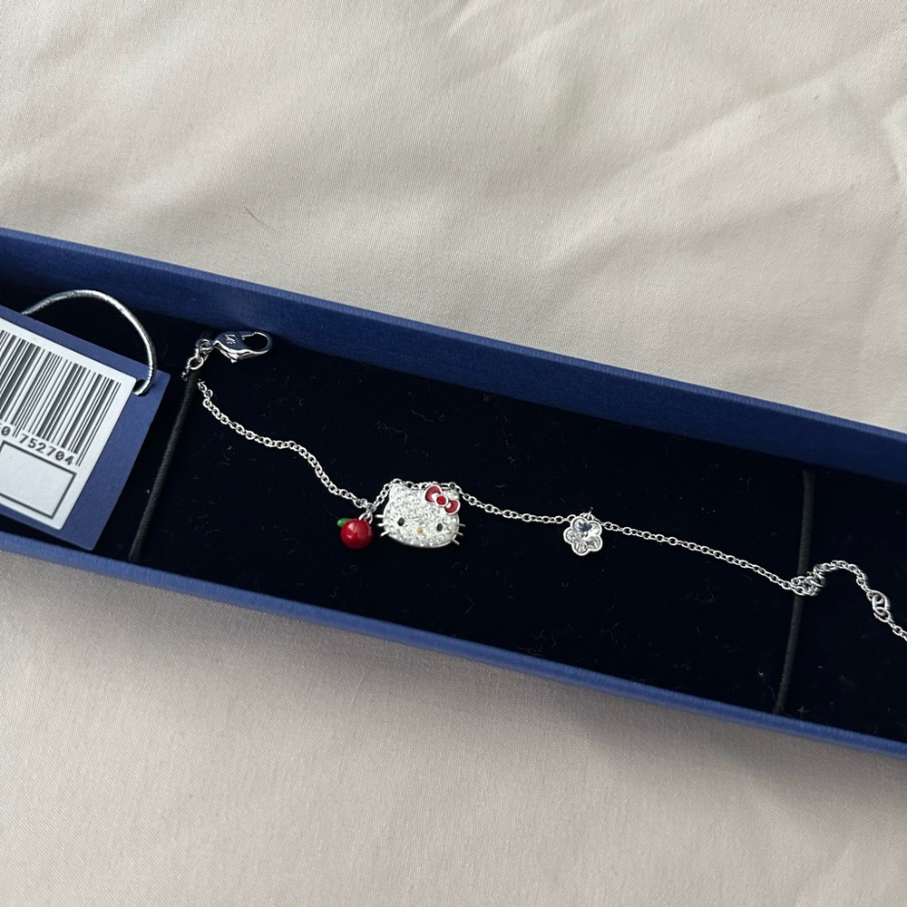 SWAROVSKI × Hello Kitty bracelet